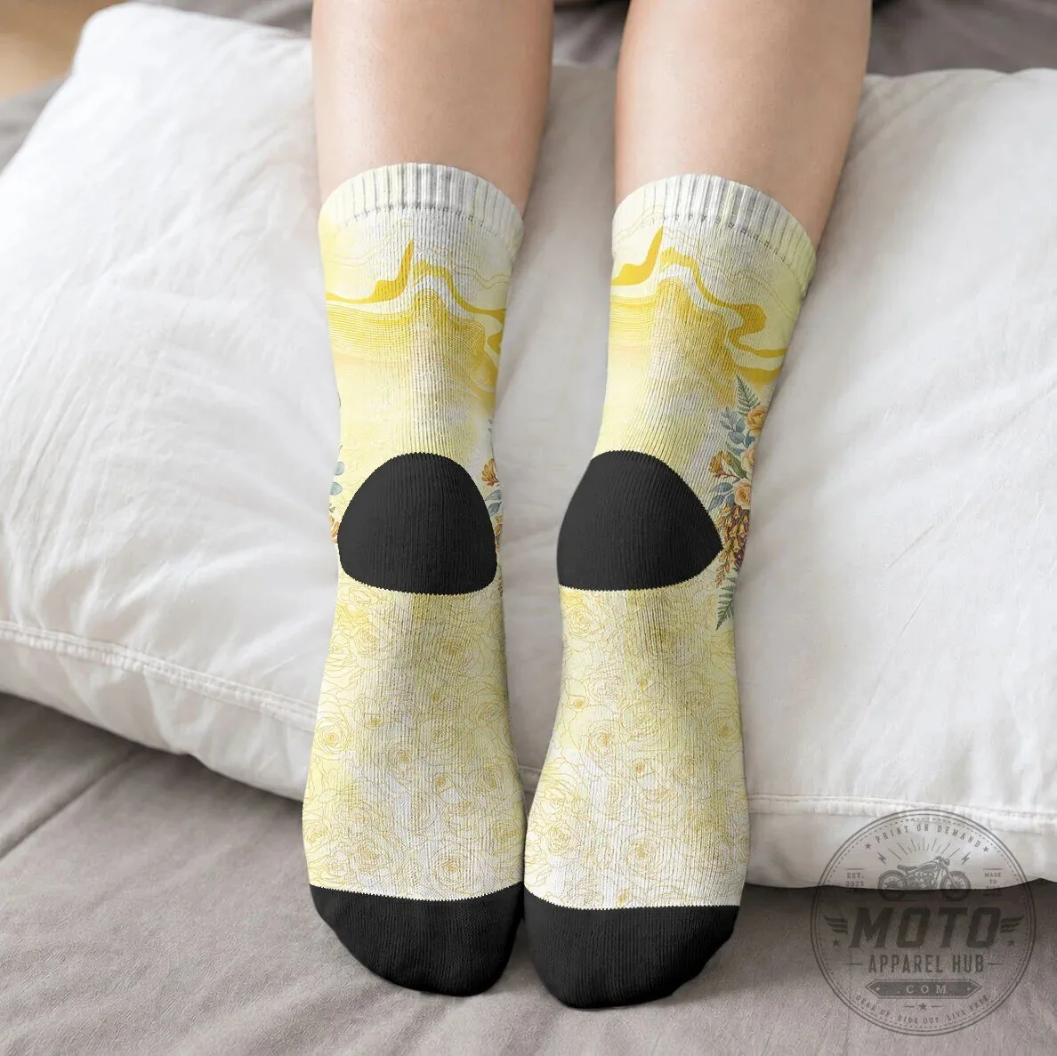 Yellow Rose and Wattle Flowers Horse Saddle Crew Socks for Women 10 Yellow Rose and Wattle Flowers Horse Saddle Crew Socks for Women